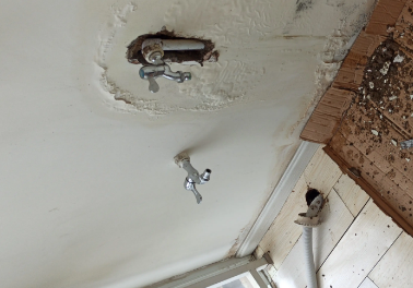 科尔沁左翼后卫生间测漏水